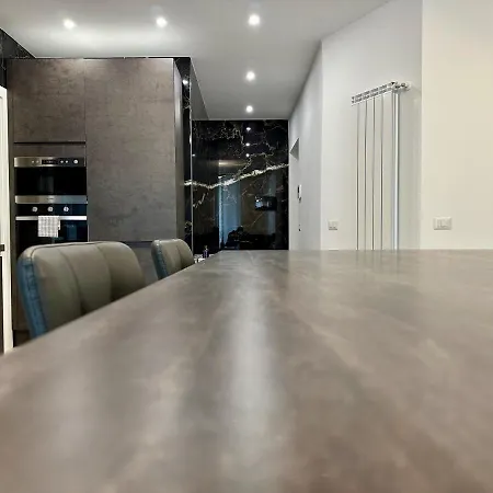 Magic Place - Classy - Center